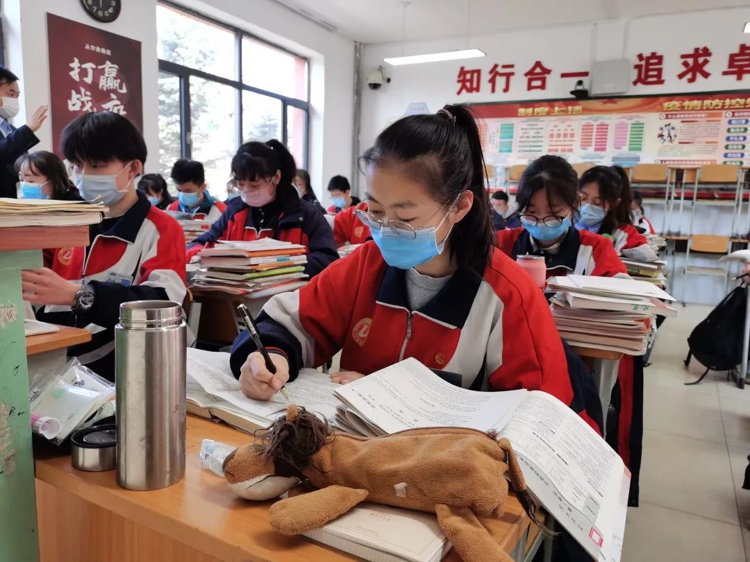 東聯現代高級中學地址:↓↓↓今天,就和小編一起去看一看!