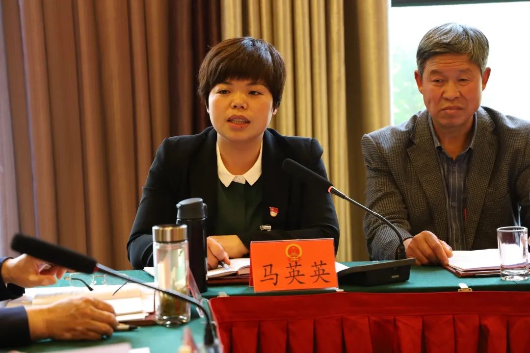 聚焦两会看巾帼风采