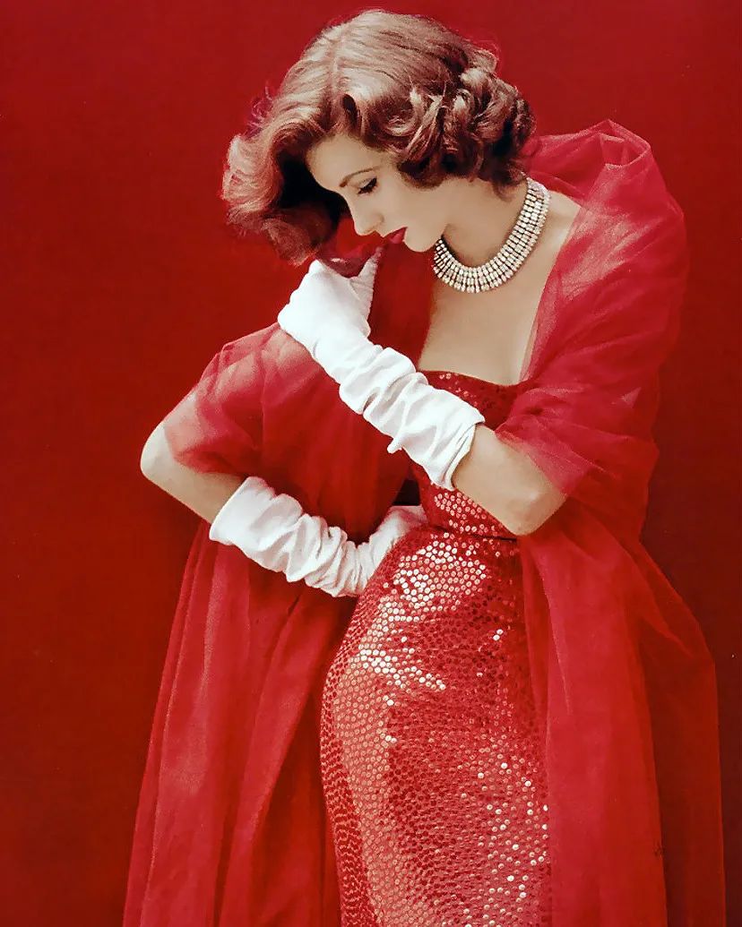 可可·香奈儿最宠爱的"刁蛮小公主",用了近20年才明白何为自由