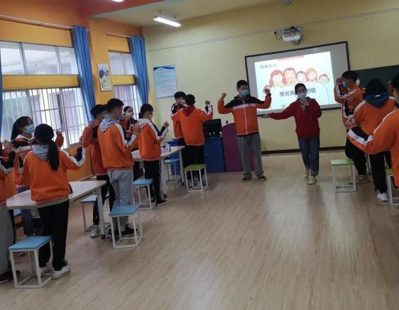 在白云学校,黎阳学校,羊昌中学,平坝二中,平坝三中,青春靓丽的90后