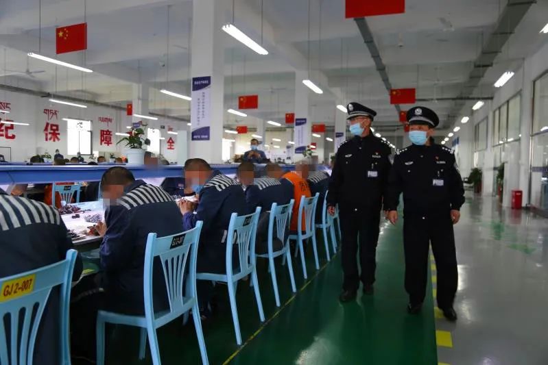他们身体力行,言传身教,为二监区注入宝贵"传承".