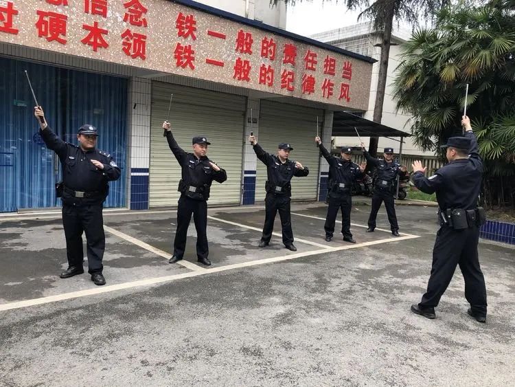 大足区公安局北门派出所开展全警大练兵活动