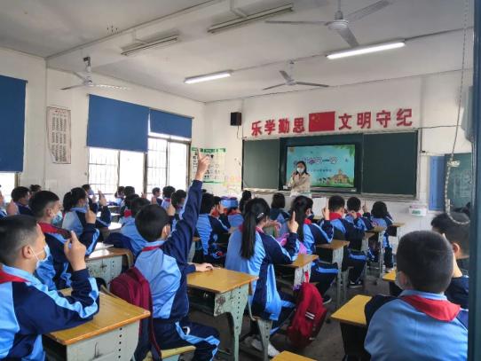 碧湘街小学图片