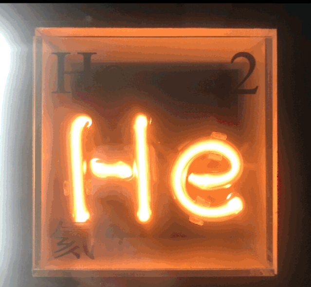 氦氖氩氪氙",五彩斑斓,赏心悦目03触控与显示终端实物元素周期表,还