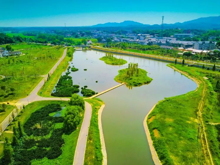 登山烤香猪采桑葚来影珠福临镇静享闲适时光