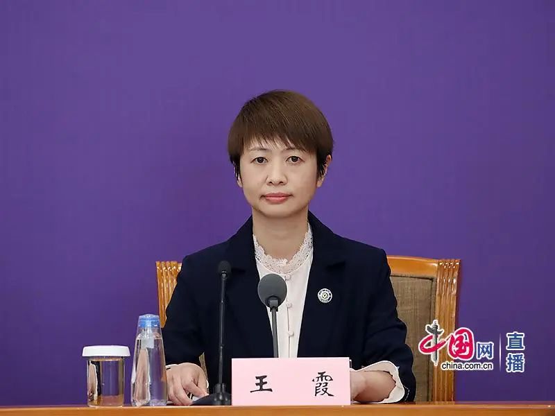 为了保证医疗队每名队员的安全,北京医院护理部副主任王霞介绍,在院感