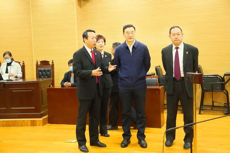 莒县县委常委,政法委书记,市农校党委书记王兴展出席会议作重要讲话