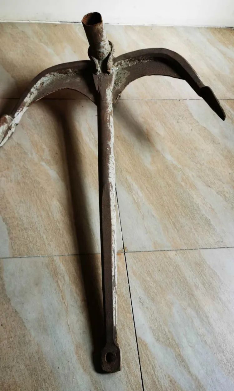 传家宝:船锚雷氏家谱是一个家族的发展史,它震古烁今,全面系统的记载