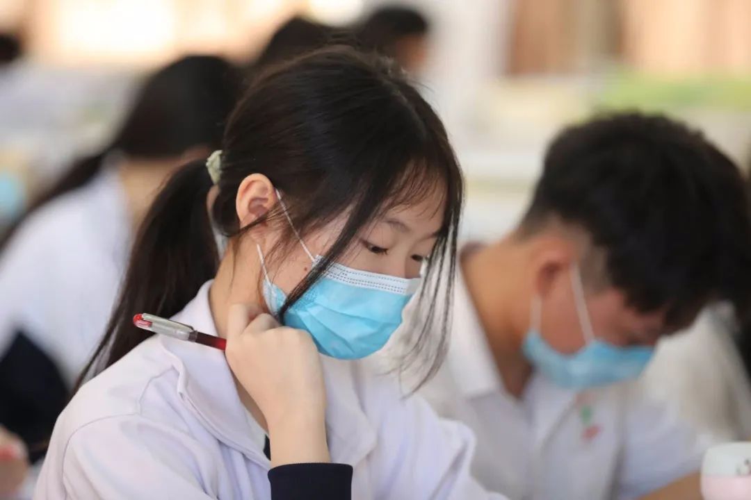 回学校上课真好
