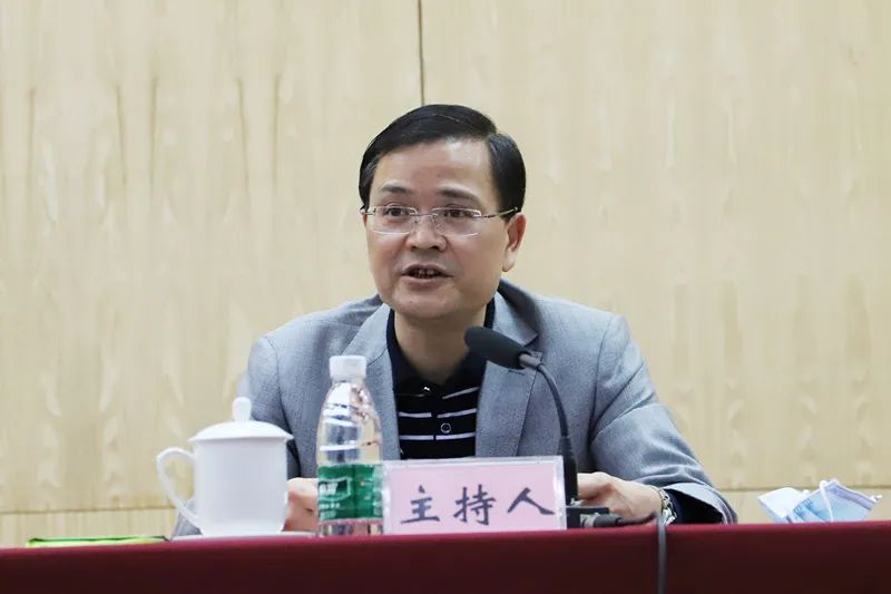 最后,谭院长进行总结,并结合长寿法院2020年的"固成果,补短板,强作风