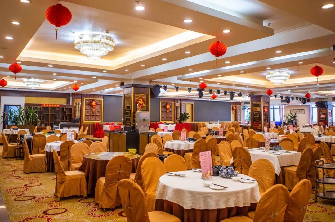 (御香园大酒楼)地址:杜阮一路105号湘台广场(灏景园斜对面)预约电话