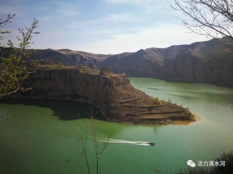 活力清水河內蒙古清水河老牛灣地質公園地處晉蒙邊界黃河流域,是黃河