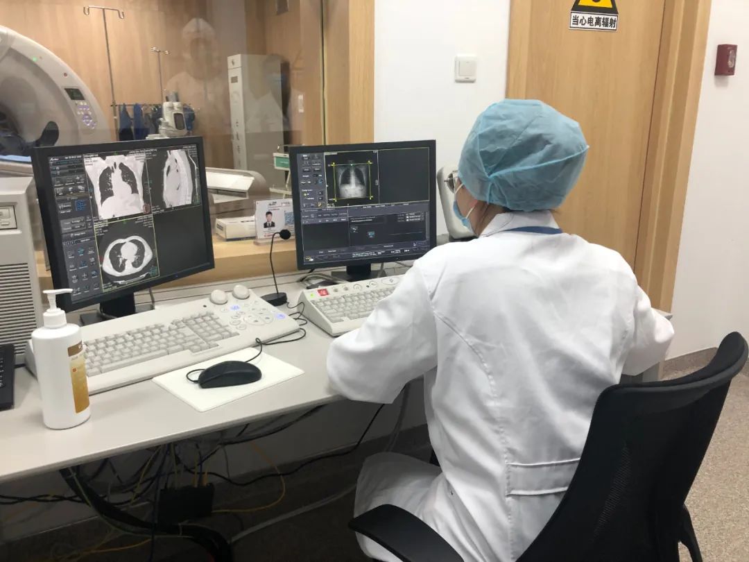 上海孟超肿瘤医院放射科诊断医生辛志伟介绍,320排就是320个探头,640