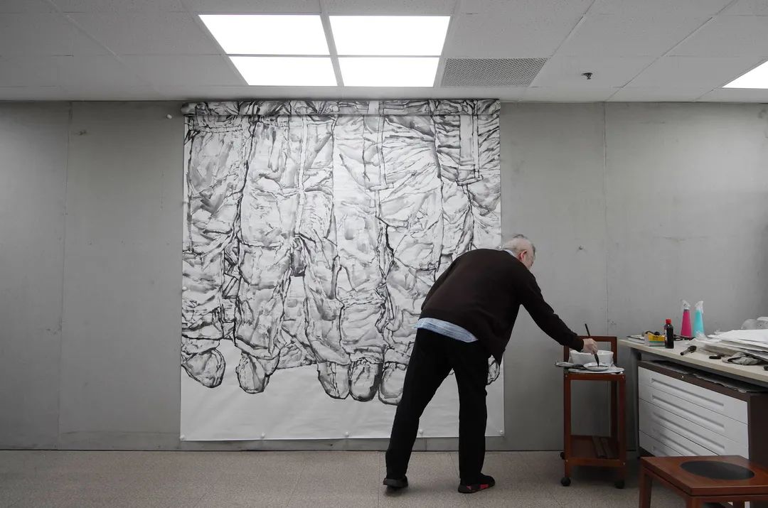 众志赞歌中国美术学院抗疫主题性创作进行时中国画创作记