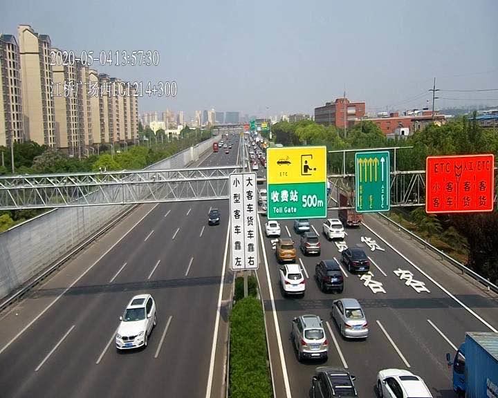 5月4日下午约2时,各高速公路实时路况↓g1503东环高东出口g60市区方向
