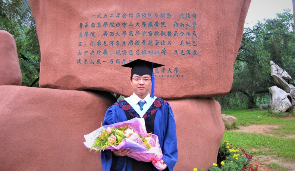 ▲刘小龙硕士毕业