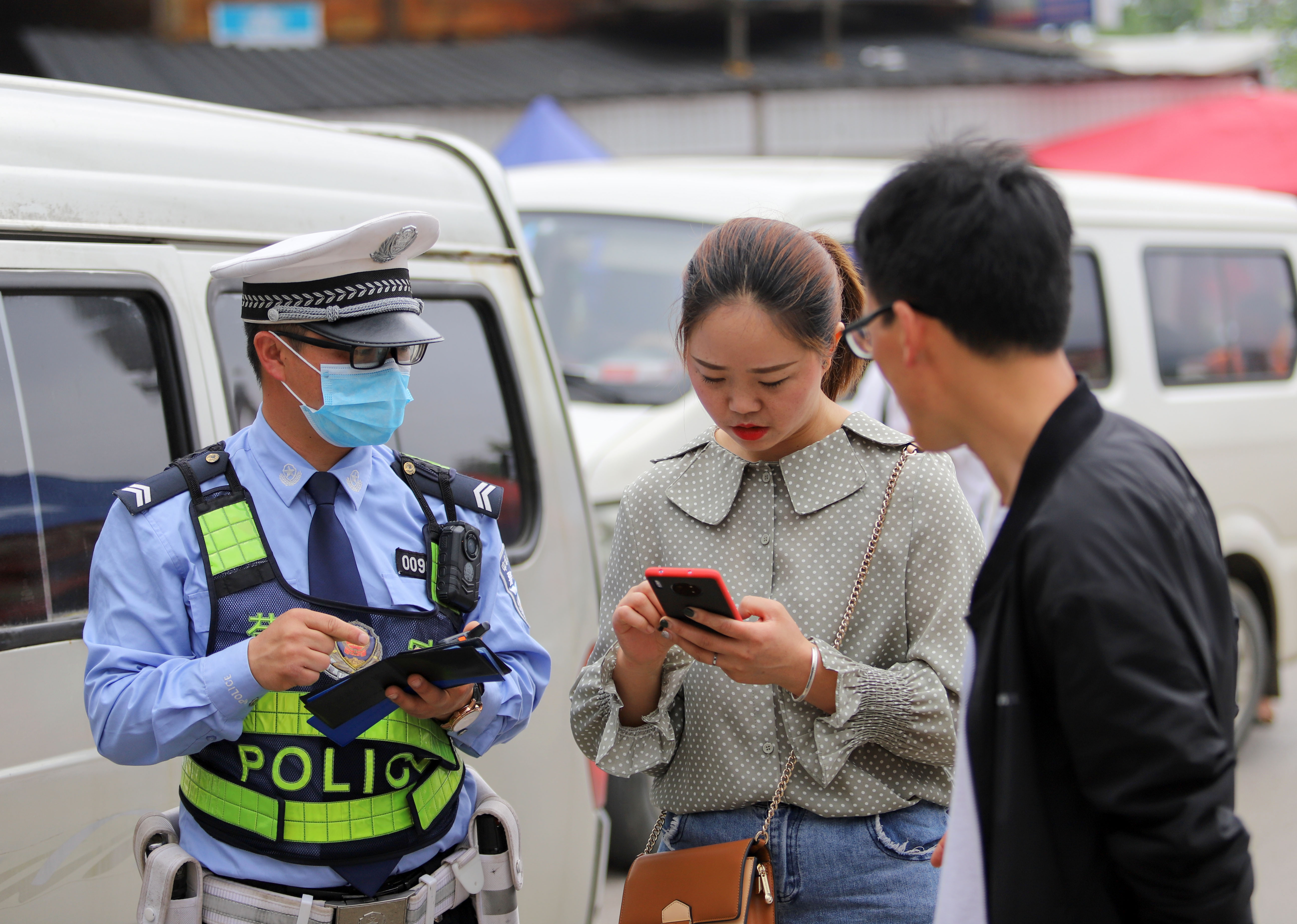 丹寨交警岗位上绽放的青春力量