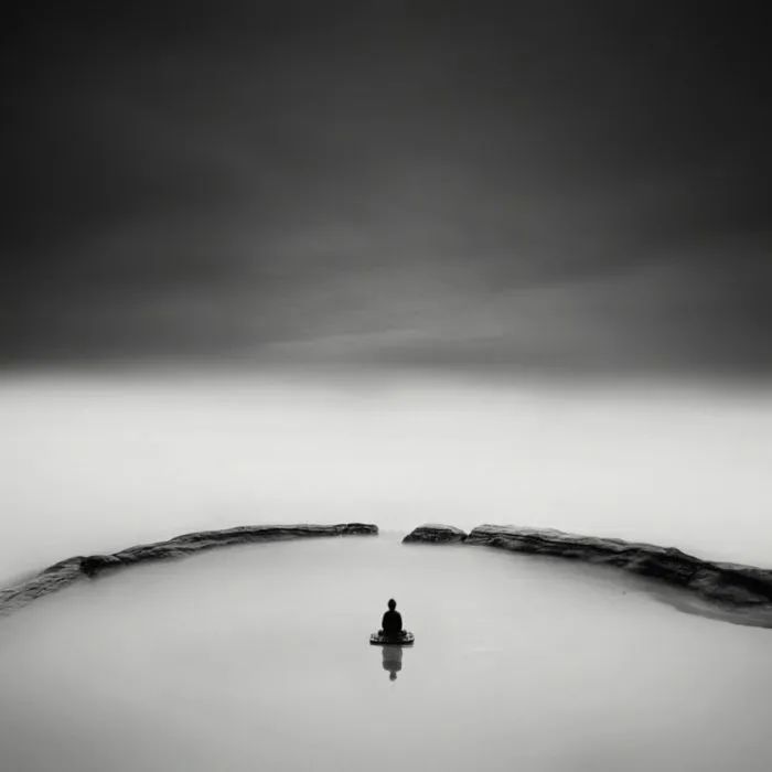 挥之不去的沉默与孤独_眼光_澎湃新闻-the paper