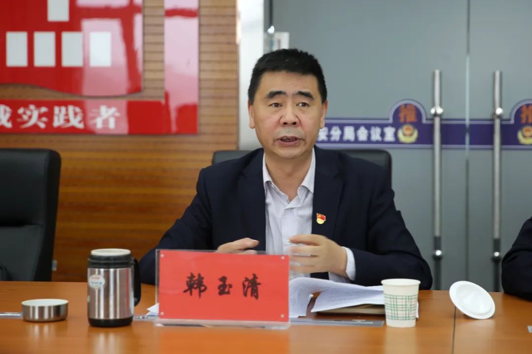 市局党委委员副局长马旦正一行前往城中公安分局督导扫黑除恶专项斗争