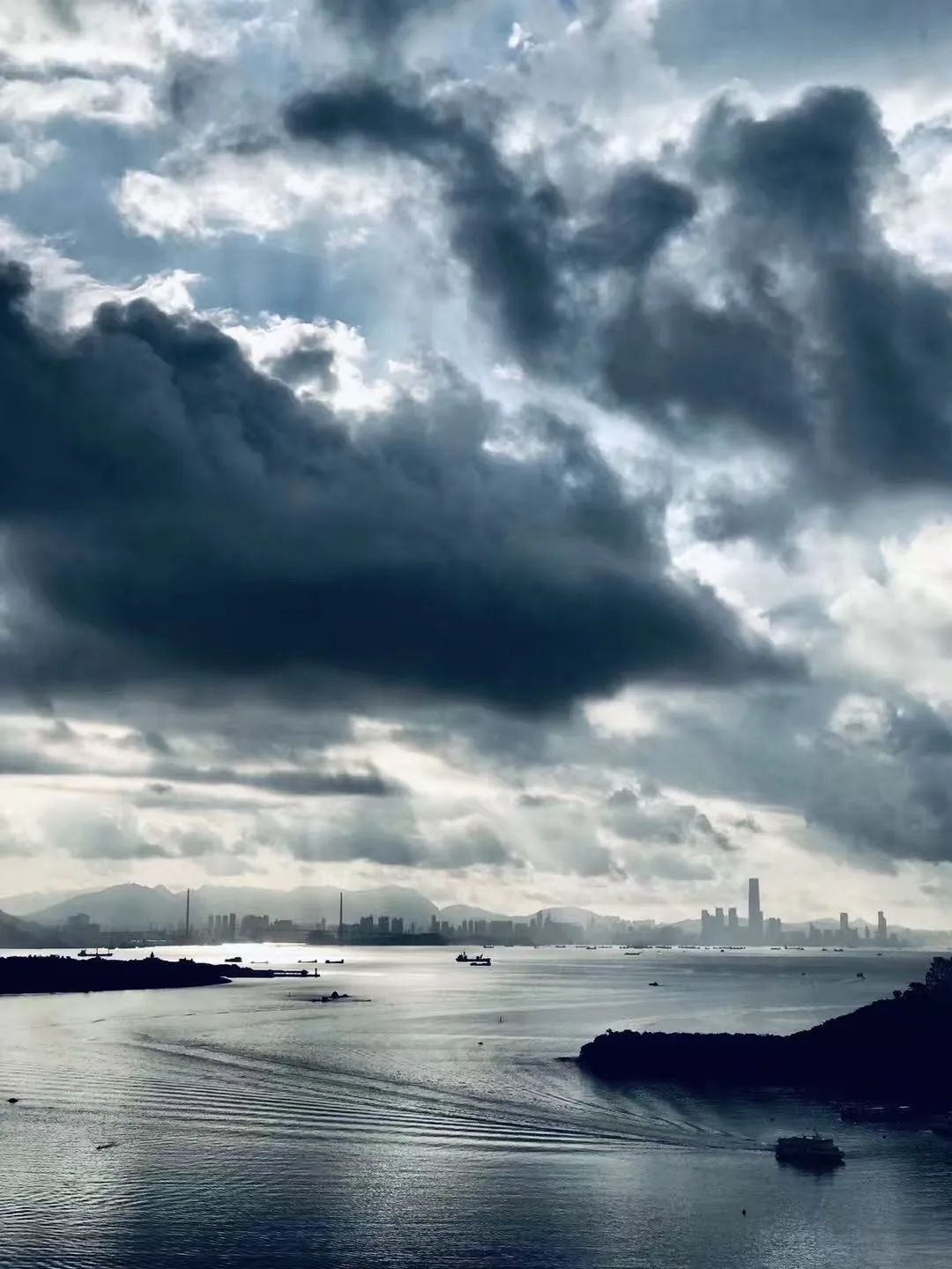 天天读书 天空的绘本 写给天空的散文诗 湃客 澎湃新闻 The Paper