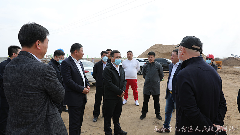 长春市九台区区长宋长者到上河湾镇检查脱贫攻坚问题整改河长制及项目