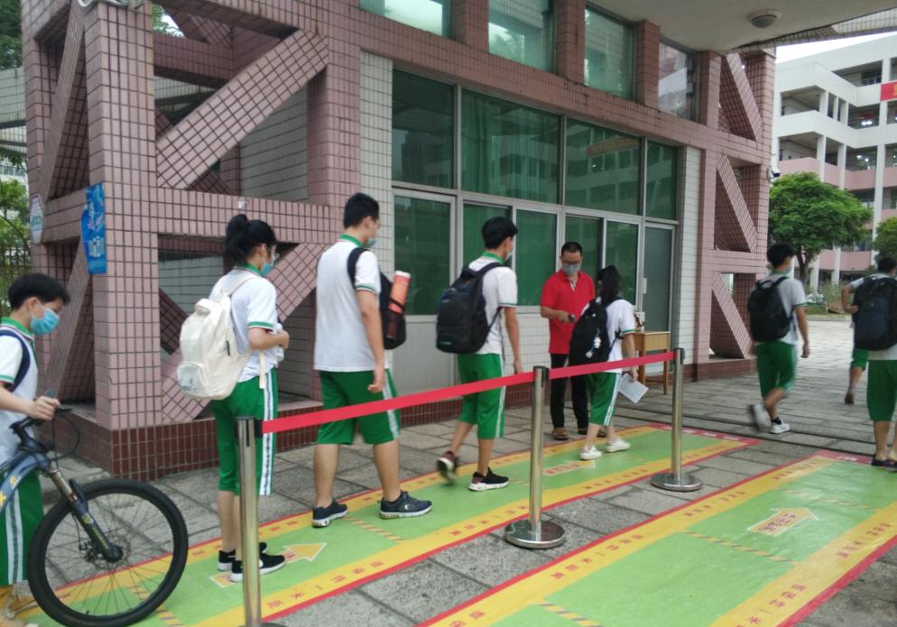 多图+视频直击!茂名第二批学生今日返校复课!_澎湃号·政务_澎湃新闻-The Paper