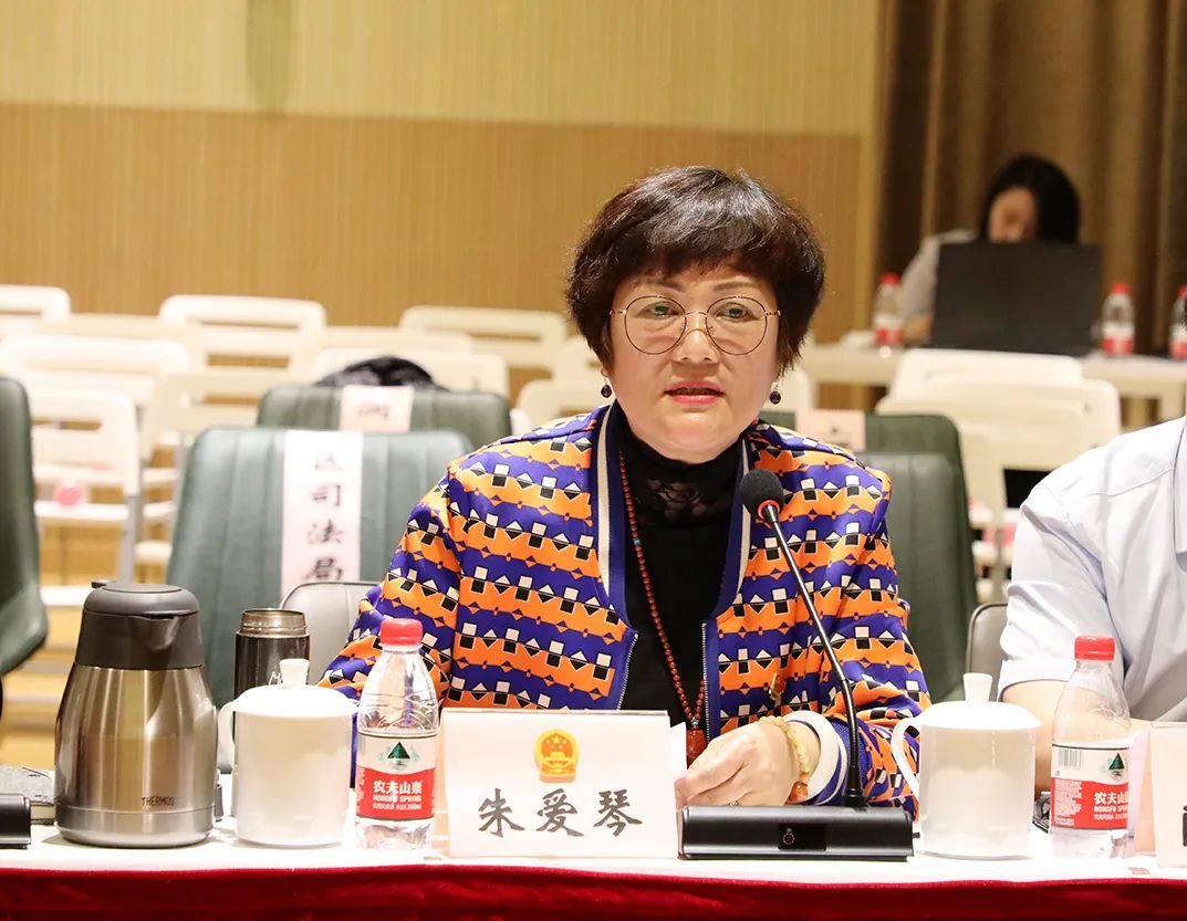 更好地为普陀人民代言市人大曹杨新村街道基层立法联系