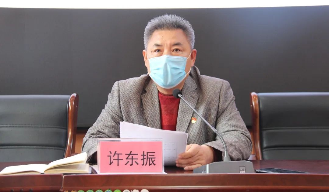 报告会由第三小学党委书记许东振主持.2020-05-12 20:53宁阳县第