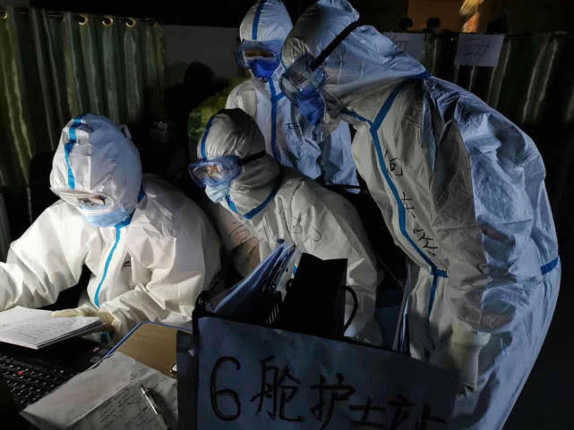 北京护士坚守非典新冠抗疫一线脱下战袍如天使般美丽