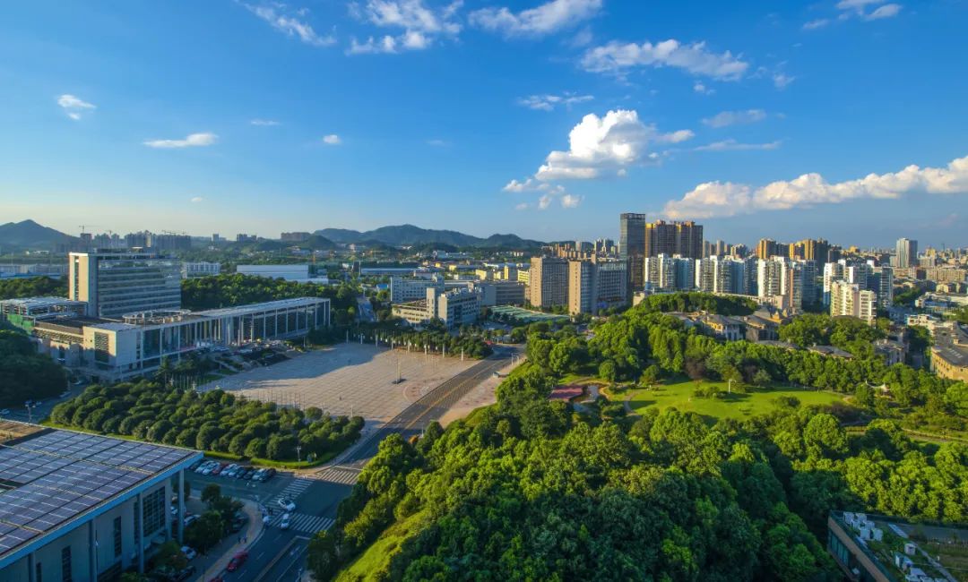 长沙麓谷街道图片