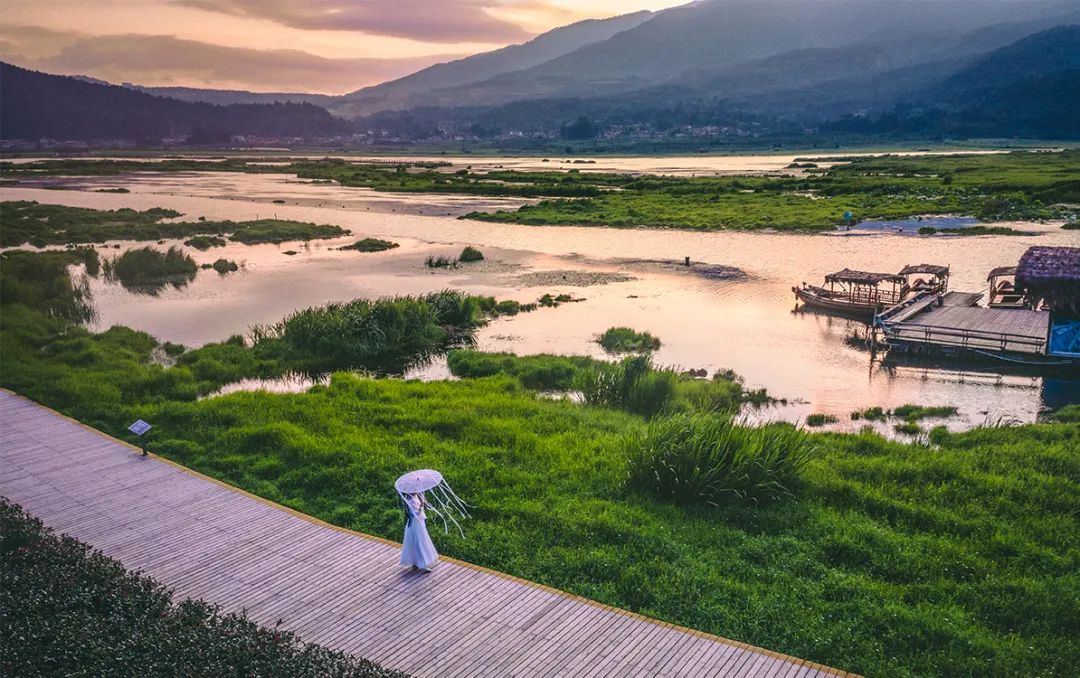 火山热气球湿地划草排马鞭草花海腾冲网红景点打卡地图来袭