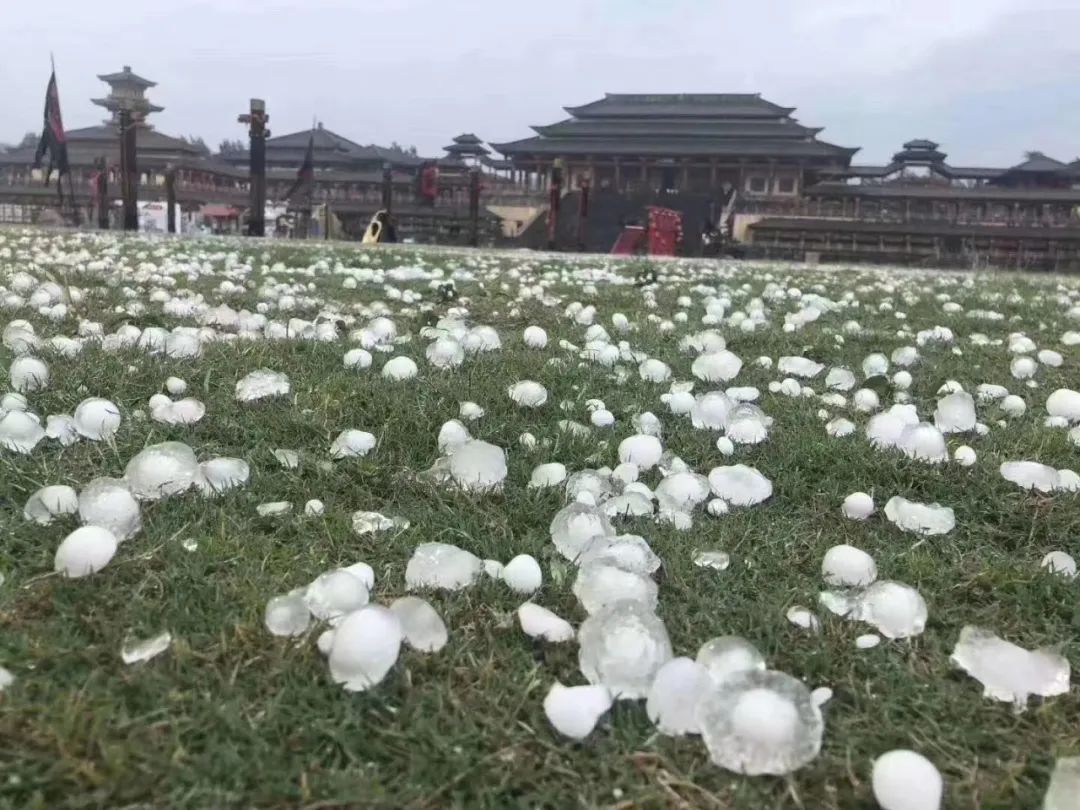 济南、德州等地降冰雹！山东多地出现强对流天气 最大风力达11级