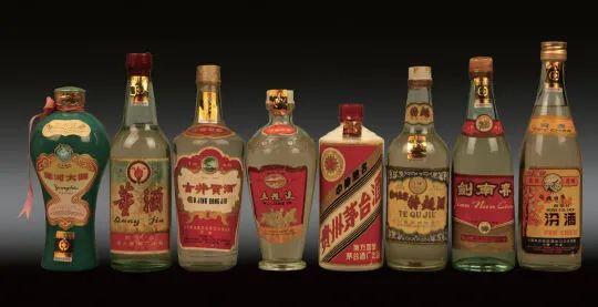 茅台酒 貴州茅台 天女 封壇老酒15年 沈香型白酒 金賞受賞100周年