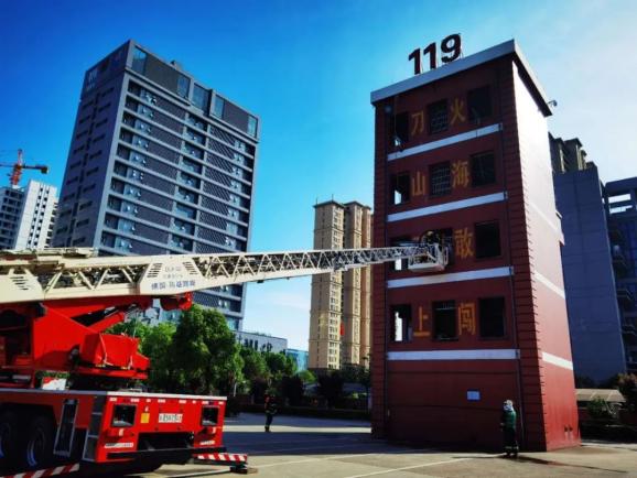 一睹消防员"硬实力"——浙江省消防救援总队圆满完成全省冬训交叉考核