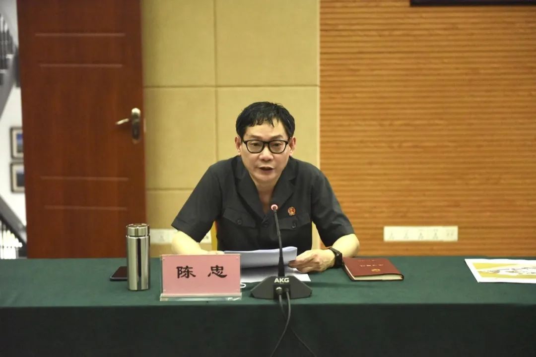 区委常委政法委书记赵光平调研区法院工作