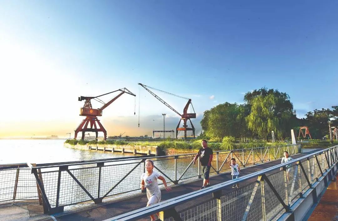 江阴三进三退护长江