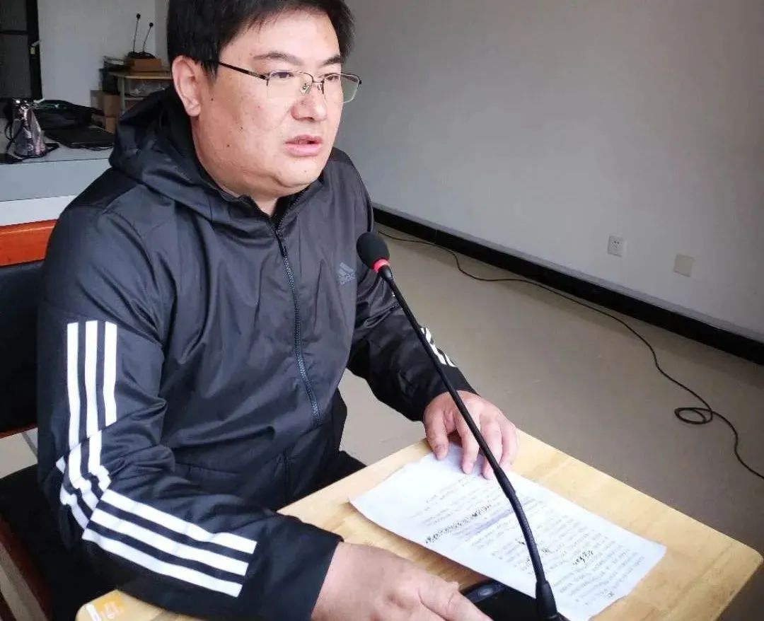 致英雄,承美德;继往圣,开未来——济南路中学举行复学后第一次升国旗