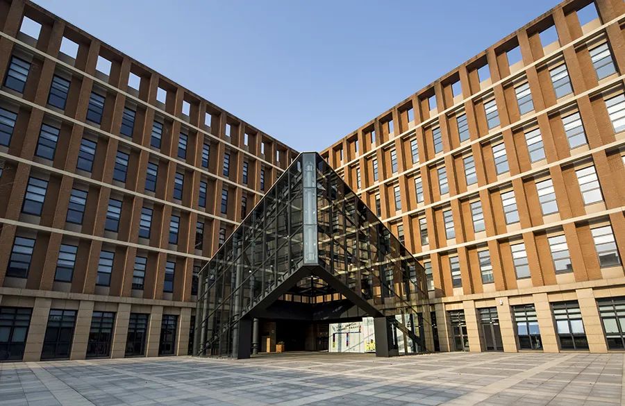 丝路港城作品九宁波大学与宁波帮李红伟