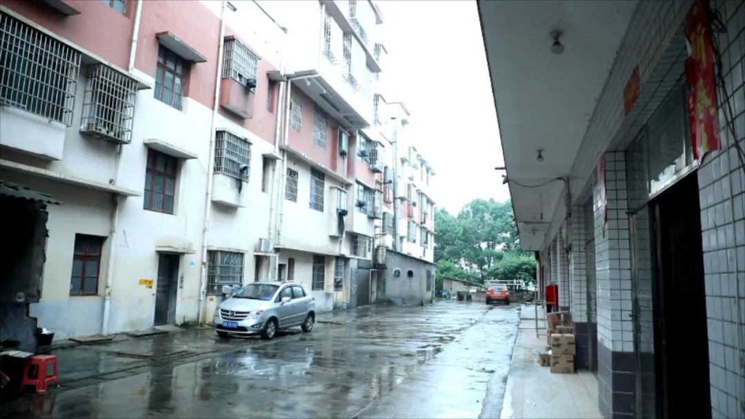 曝光！望城一假机油仓库被查封，这几个品牌都中招！