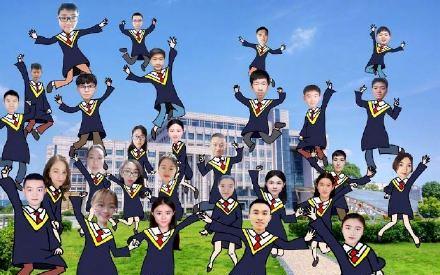 第一批p完毕业照的大学生已疯