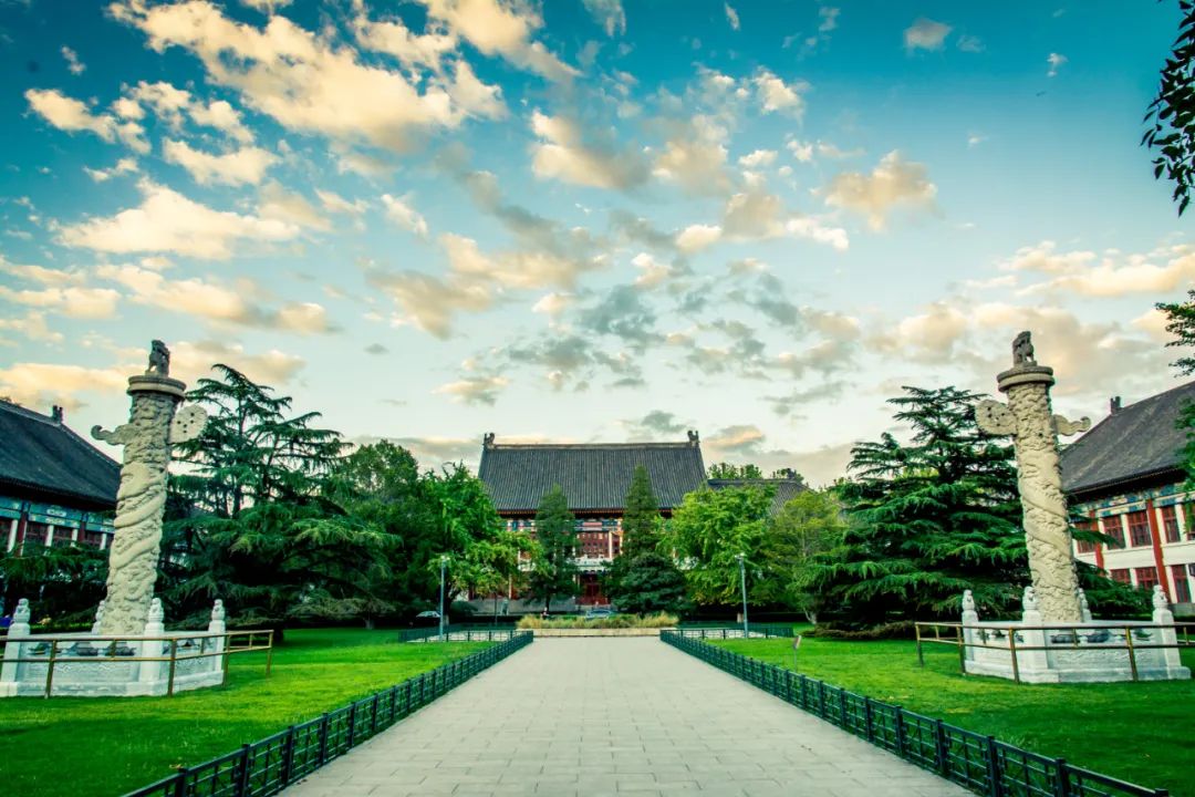 同时,北京大学在公共卫生及其他领域的应急管理学科建设和