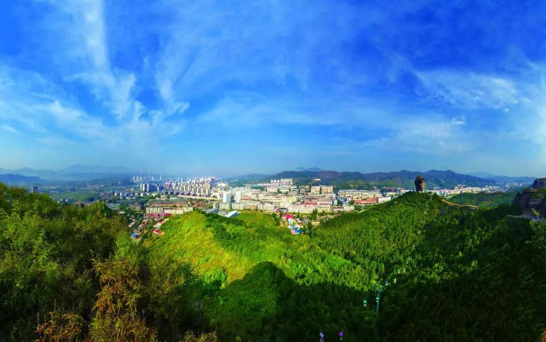 双滦区经申报推荐,资格评审,现场答辩等环节,成为全省十个,全市唯一一