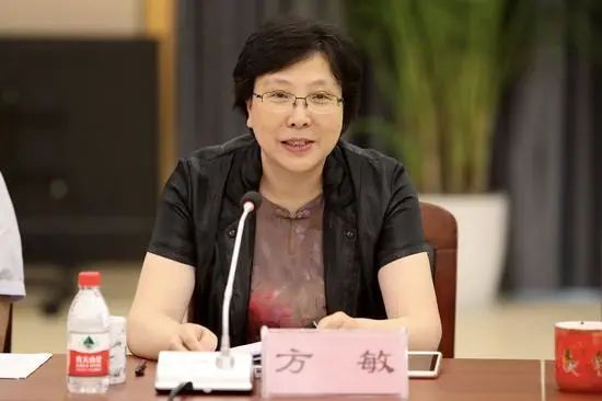 两会看生态环境全国人大代表浙江省生态环境厅厅长方敏接受中新网专访