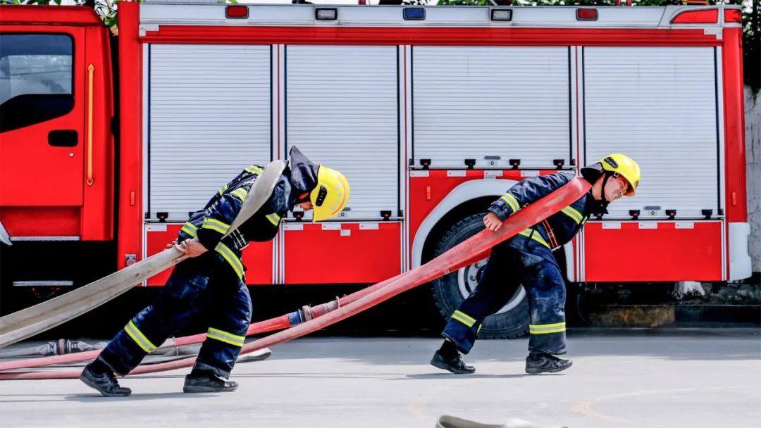 新"蓝"淬火!四川835名新招录消防员进入实战化训练阶段