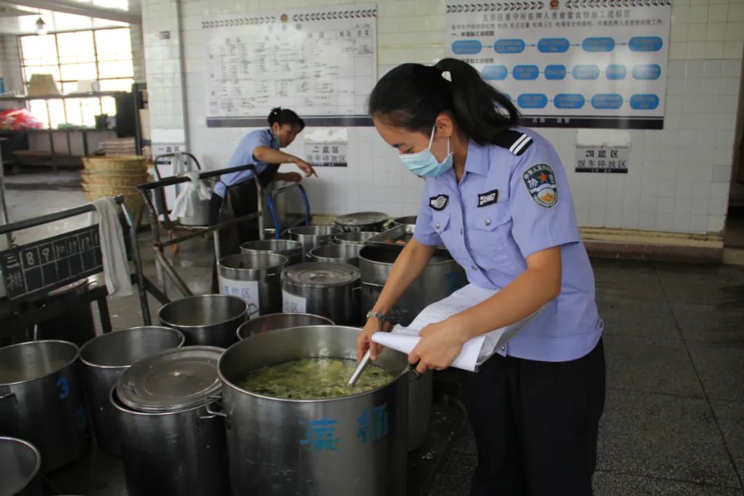 治庸铁军看守所辅警战疫故事