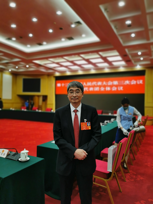 全国人大代表李宗胜:尽责履职 为法治政府贡献智慧