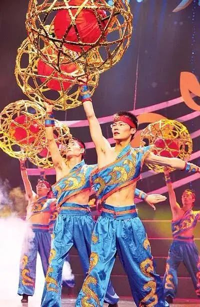 永昌石碑滚灯研究