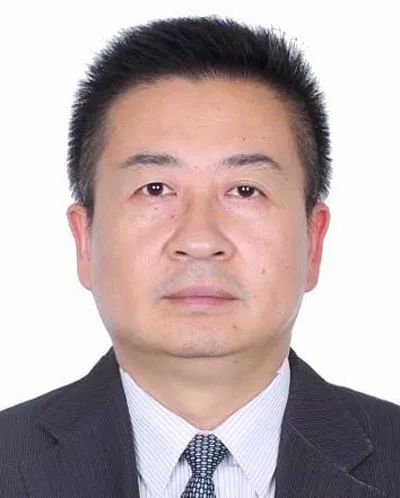 五华法院实名曝光9名失信男女,照片依旧高清不打码