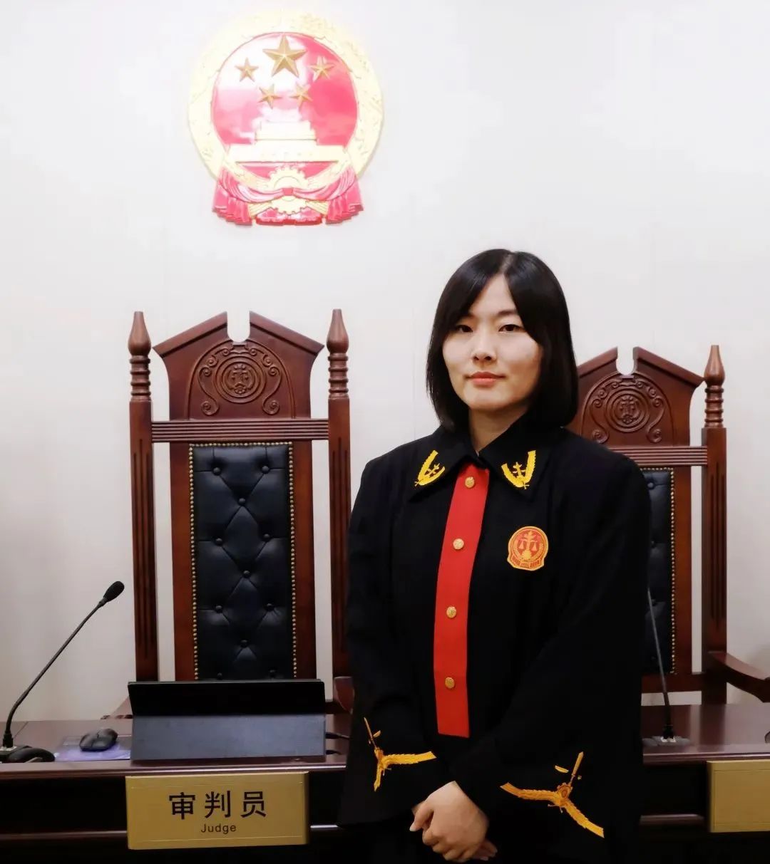 北京互联网法院立案庭法官 董学敏《民法总则》第十九条规定:"八周岁