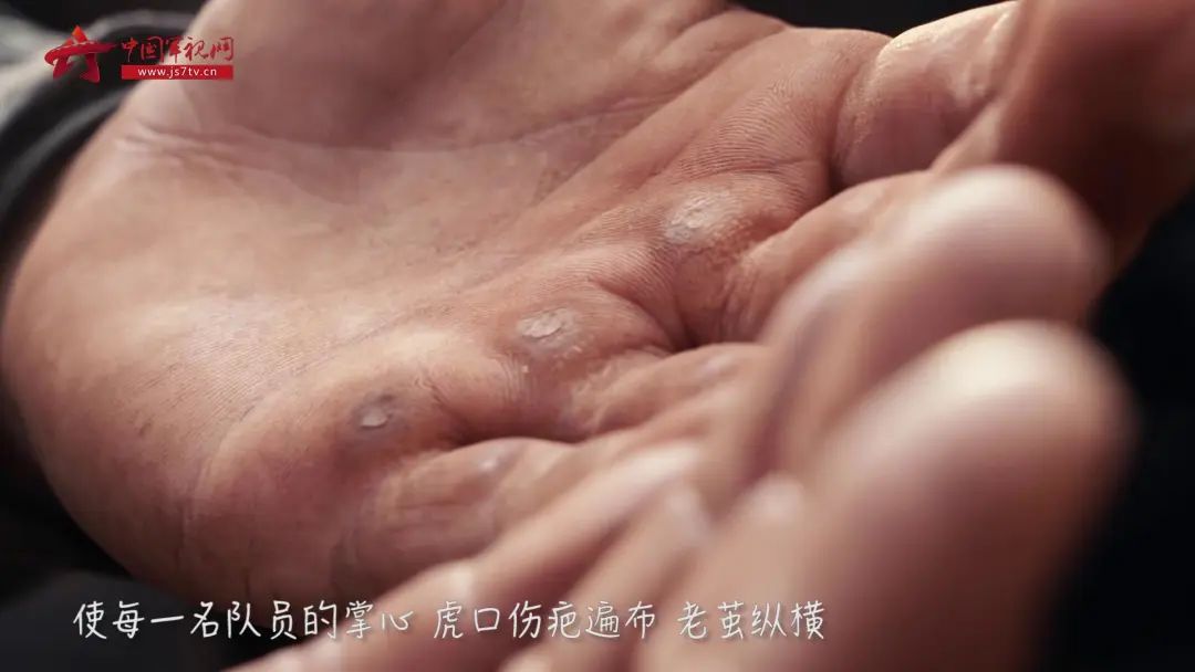 军视小百科人枪合一不经瞄准抬枪就打的快反射击是怎样练成的